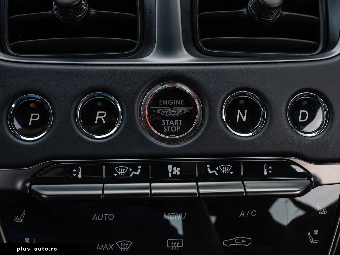 ASTON MARTIN Superleggera 5.2 V12