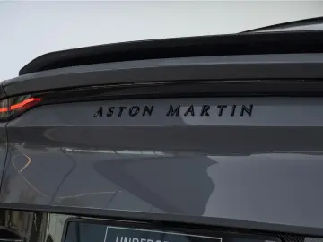 ASTON MARTIN Superleggera 5.2 V12