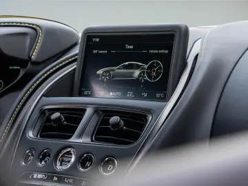 ASTON MARTIN Superleggera 5.2 V12