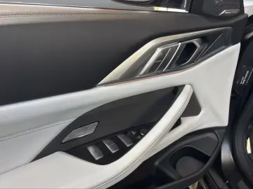 BMW M4 Competition M