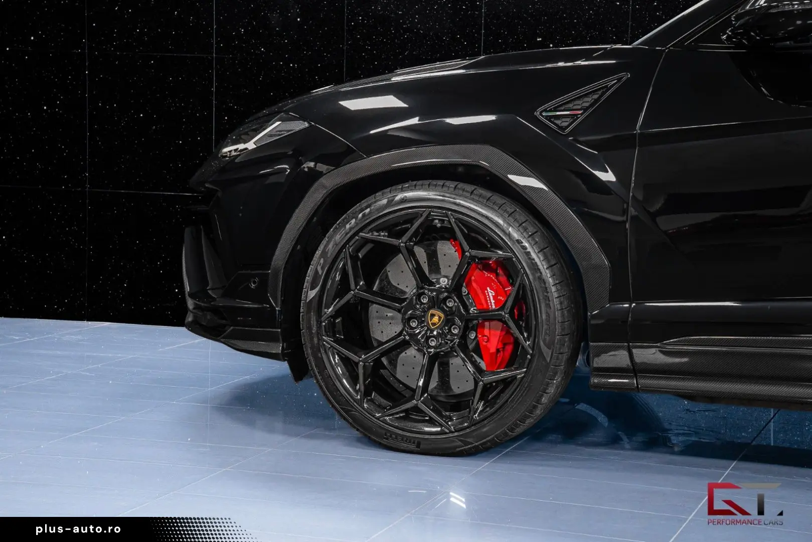 LAMBORGHINI Urus Performante 60th Full Carbon Akrapovic