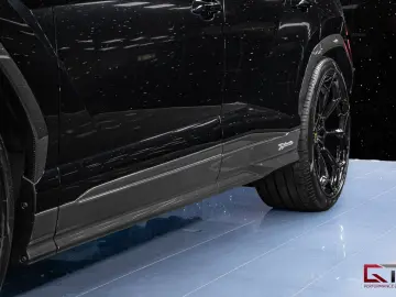 LAMBORGHINI Urus Performante 60th Full Carbon Akrapovic