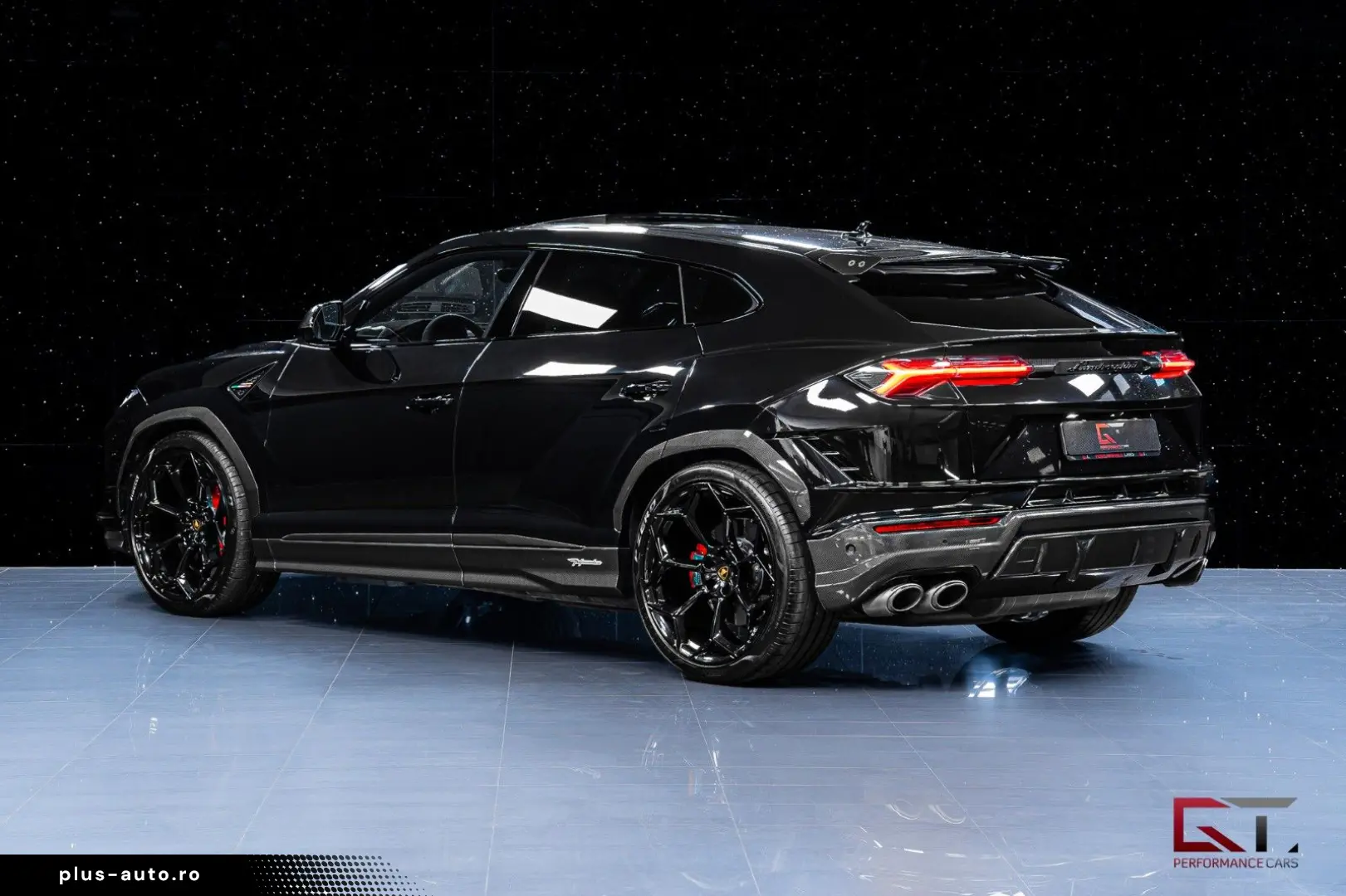 LAMBORGHINI Urus Performante 60th Full Carbon Akrapovic