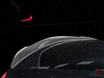 LAMBORGHINI Urus Performante 60th Full Carbon Akrapovic
