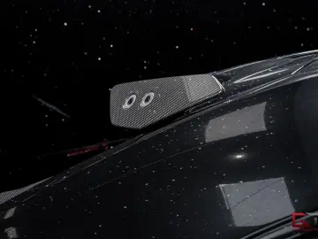 LAMBORGHINI Urus Performante 60th Full Carbon Akrapovic