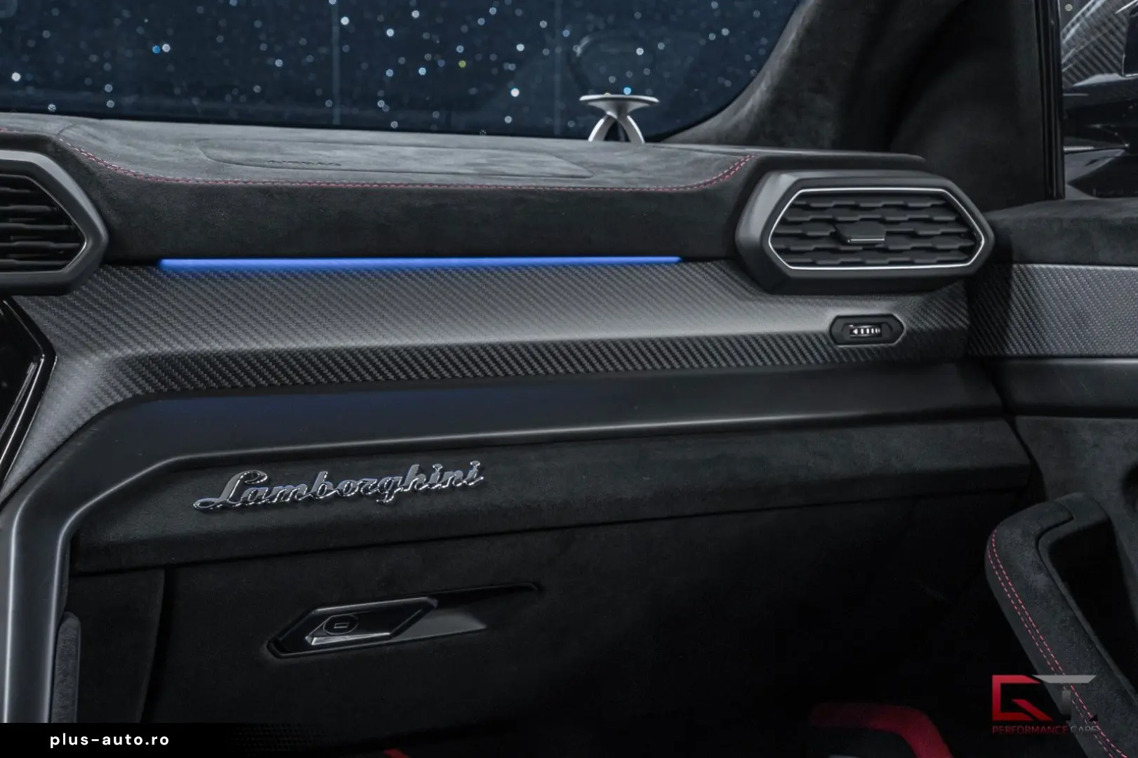 LAMBORGHINI Urus Performante 60th Full Carbon Akrapovic
