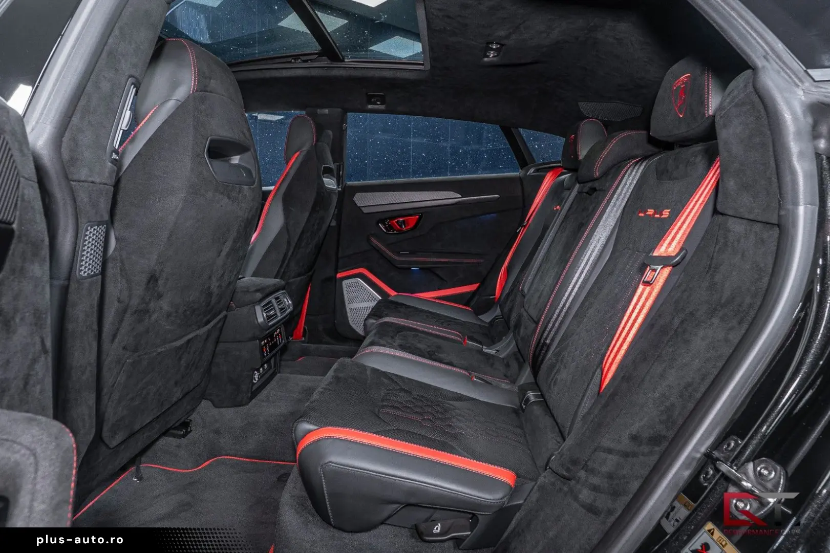 LAMBORGHINI Urus Performante 60th Full Carbon Akrapovic