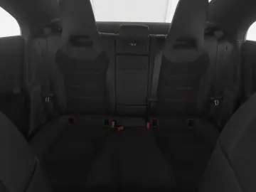 MERCEDES-BENZ CLA 200 AMG