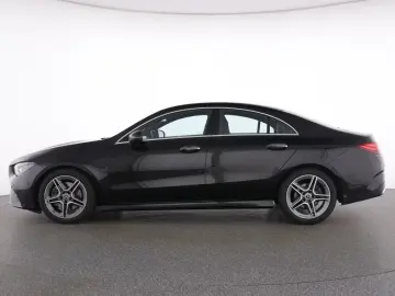 MERCEDES-BENZ CLA 200 AMG