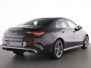 MERCEDES-BENZ CLA 200 AMG