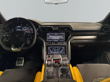 LAMBORGHINI Urus Capsule  Pano  Carbon  360   Soundsystem