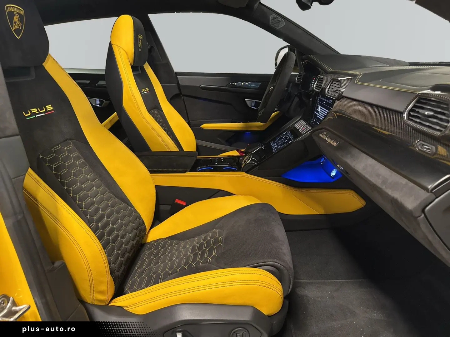 LAMBORGHINI Urus Capsule  Pano  Carbon  360   Soundsystem