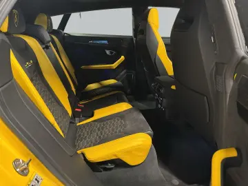 LAMBORGHINI Urus Capsule  Pano  Carbon  360   Soundsystem