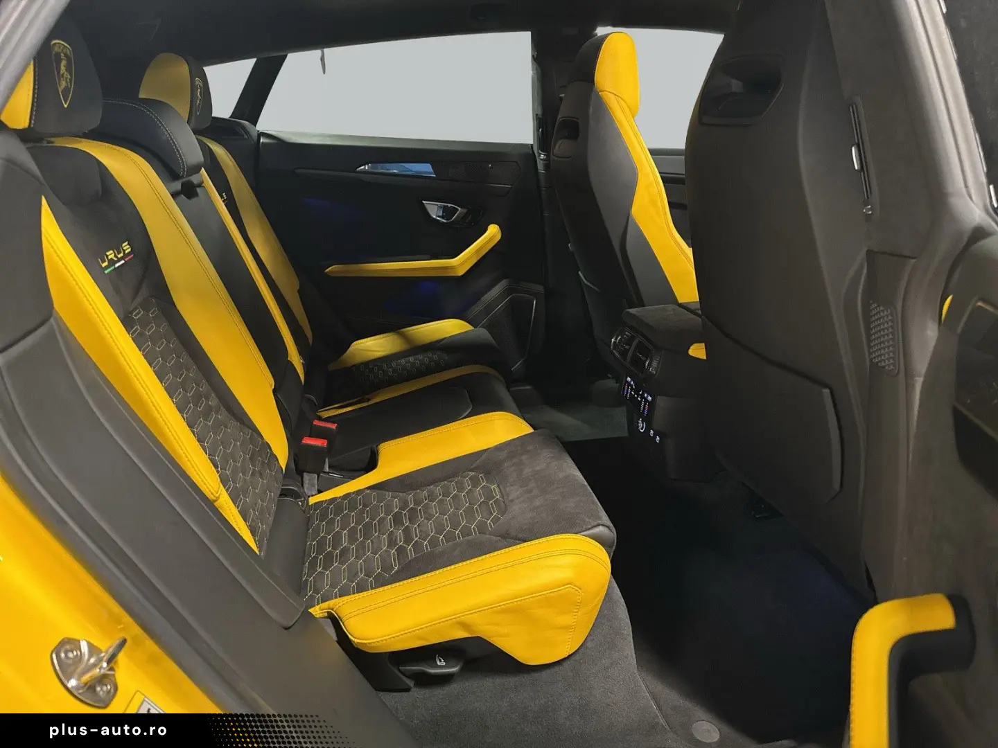 LAMBORGHINI Urus Capsule  Pano  Carbon  360   Soundsystem