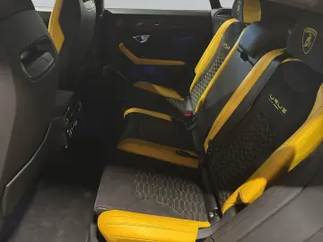 LAMBORGHINI Urus Capsule  Pano  Carbon  360   Soundsystem