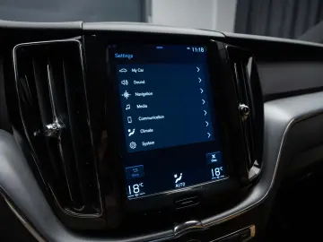 Volvo CX60 D4 Momentum 2WD