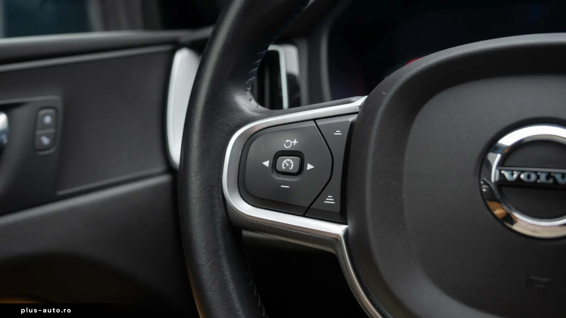 Volvo CX60 D4 Momentum 2WD