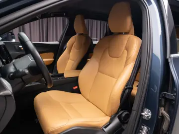 Volvo CX60 D4 Momentum 2WD