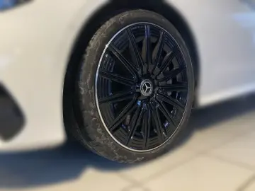 MERCEDES-BENZ CLE 450 4M AMG