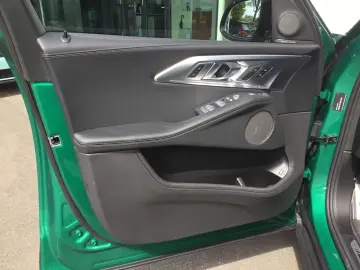 BMW XM 50e AHK ACC KAMERA HK SOUND MASSAGE
