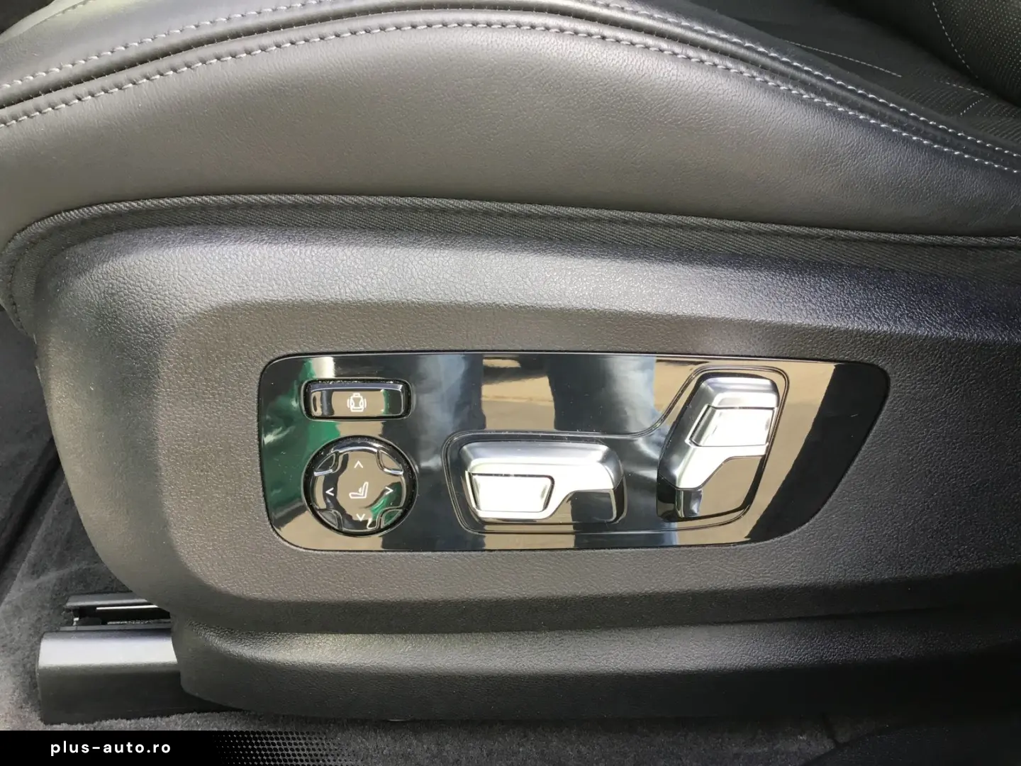 BMW XM 50e AHK ACC KAMERA HK SOUND MASSAGE
