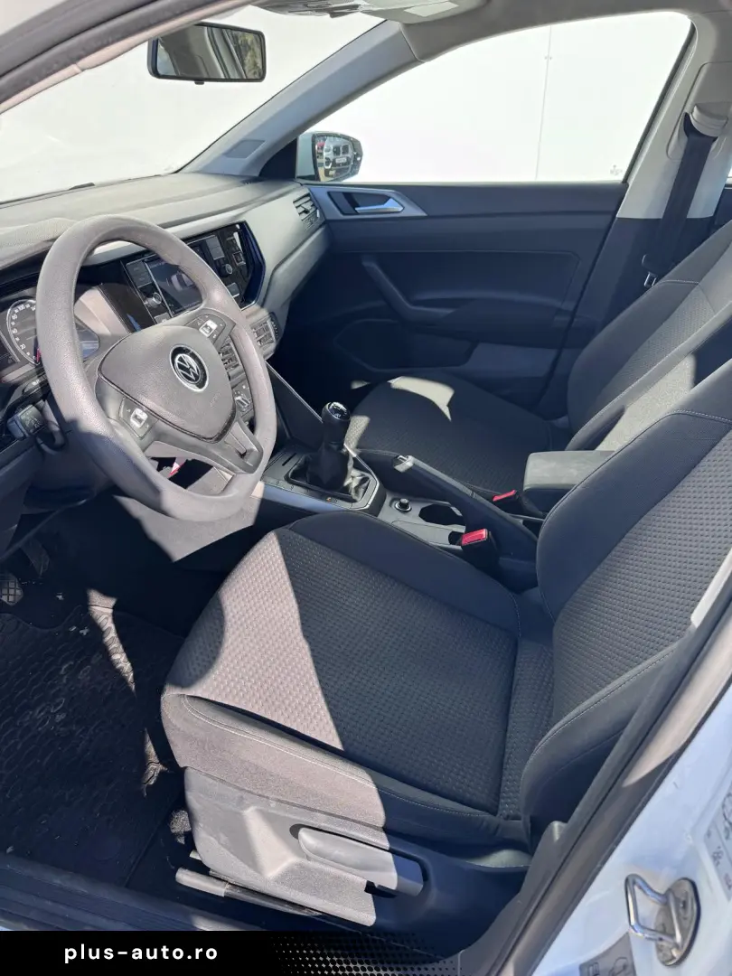 Volkswagen Polo Trendline Hatchback 2021