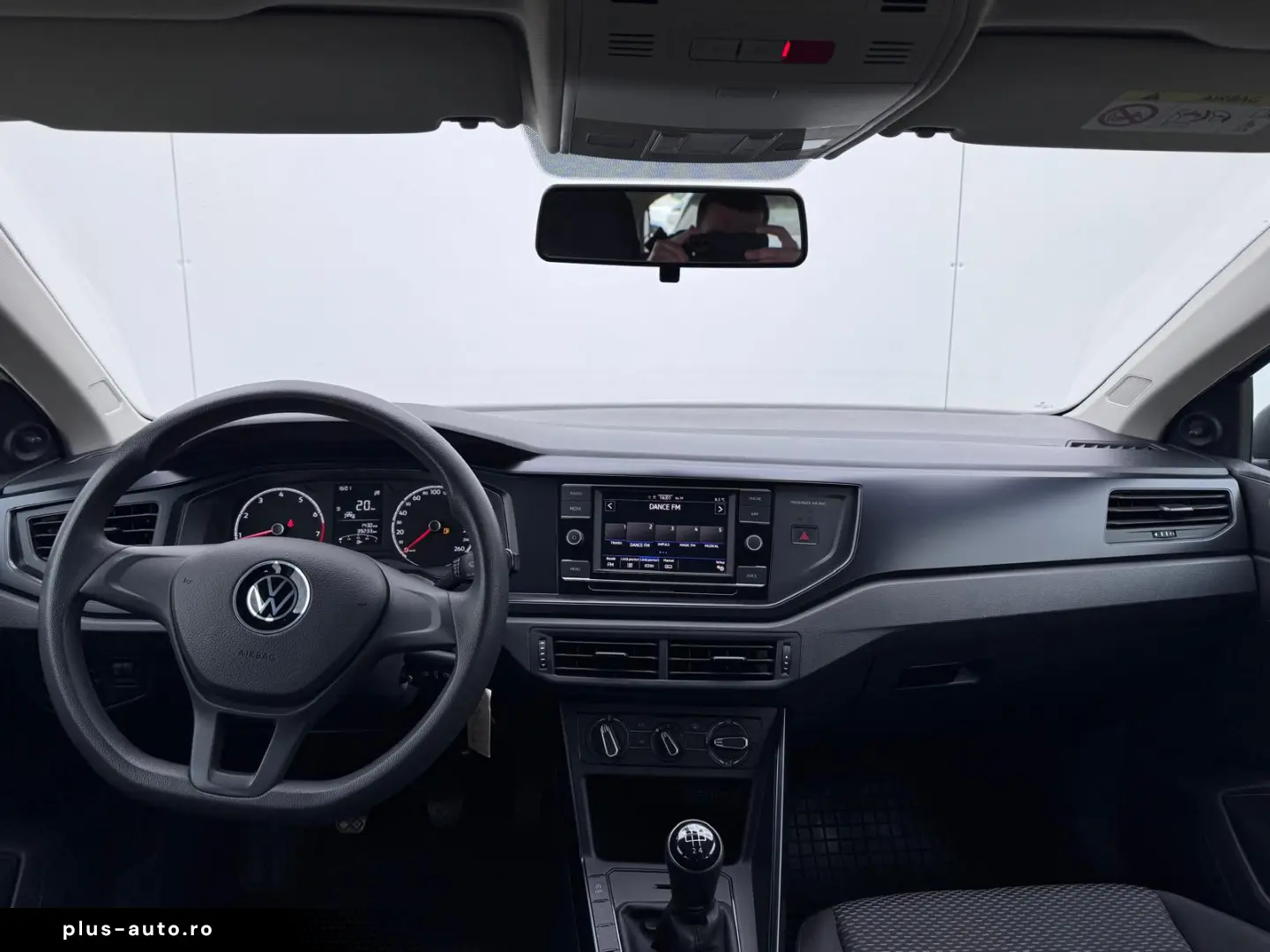 Volkswagen Polo Trendline Hatchback 2021