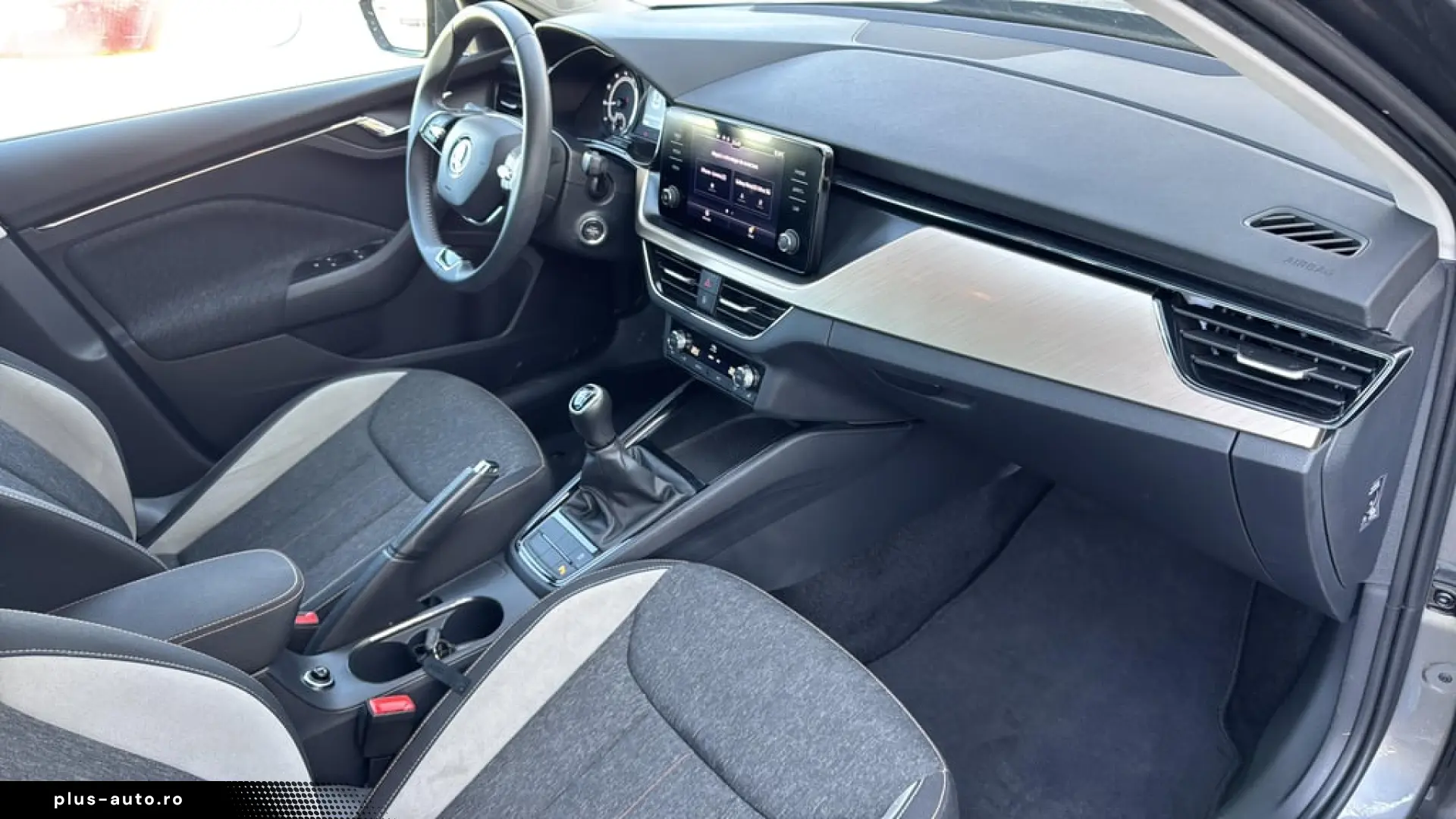 Skoda KAMIQ Compact SUV 2022