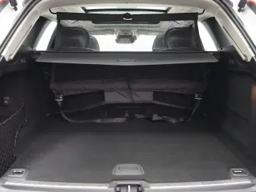 VOLVO XC60 B4 D AWD MomentumPro R-Kamera H&K PANO DAB