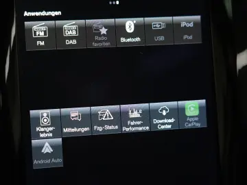 VOLVO XC60 B4 D AWD MomentumPro R-Kamera H&K PANO DAB