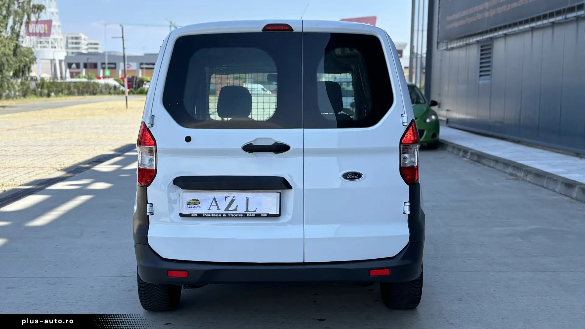 Ford Courier Tranzit 2023