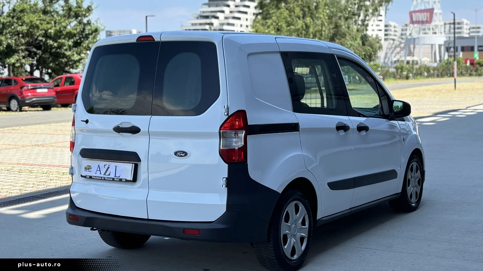 Ford Courier Tranzit 2023