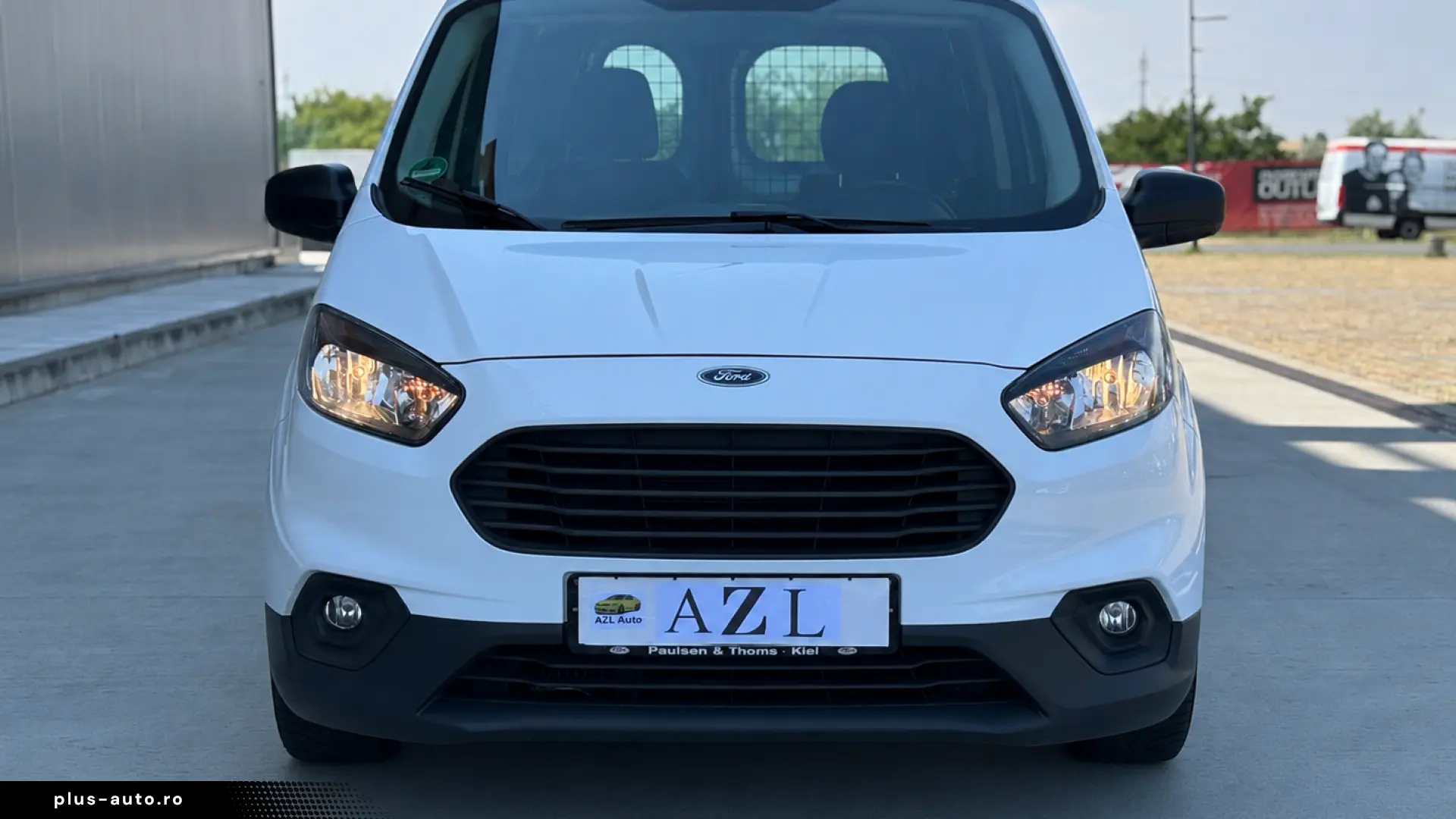 Ford Courier Tranzit 2023