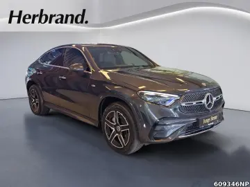 MERCEDES-BENZ GLC 300 e 4M AMG Coupé AHK DIGITAL Distronic