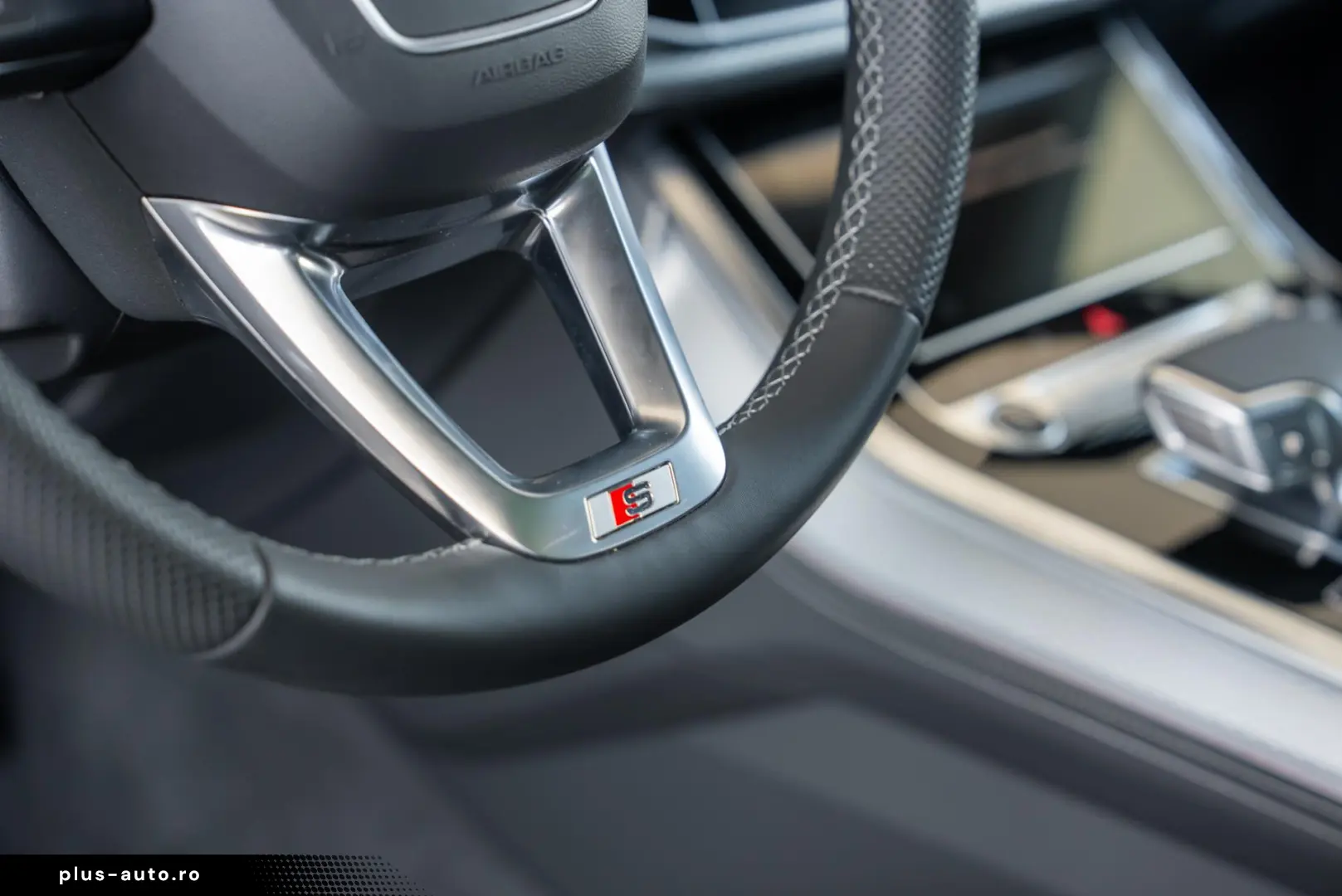 Audi Q7 S line