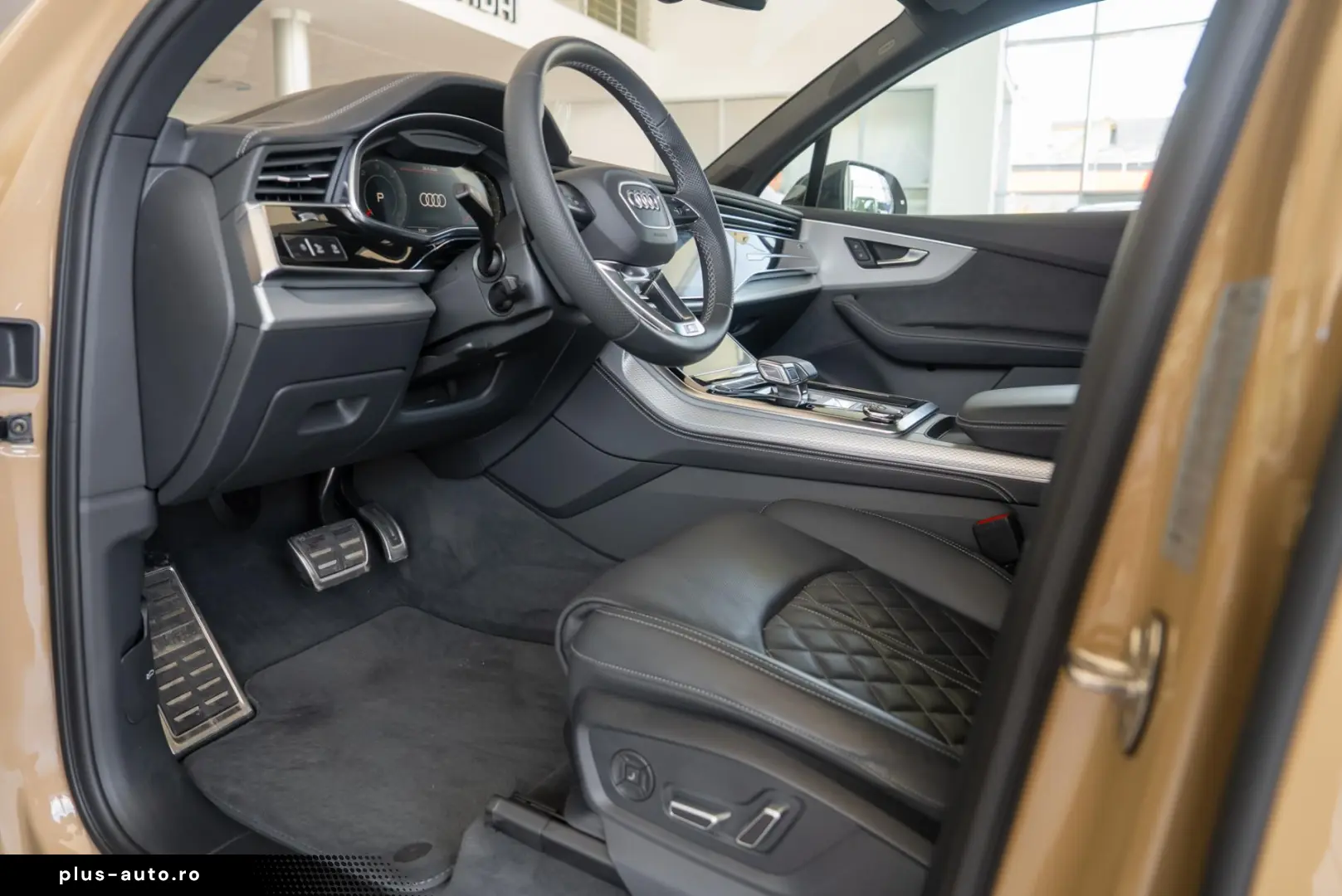 Audi Q7 S line