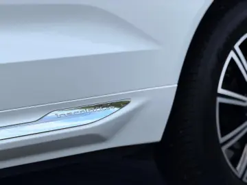 VOLVO XC60 2.0Diesel PDC Temp. Leder Sport Shz. AC LED