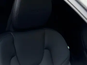 VOLVO XC60 2.0Diesel PDC Temp. Leder Sport Shz. AC LED