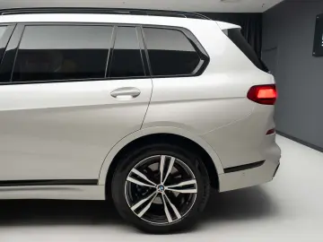 BMW X7 XDRIVE 40D