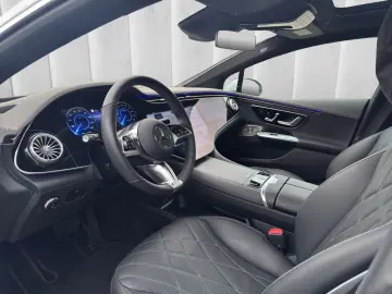 MERCEDES-BENZ EQE 300 AMG Prem  Hyperscreen Pano Air…