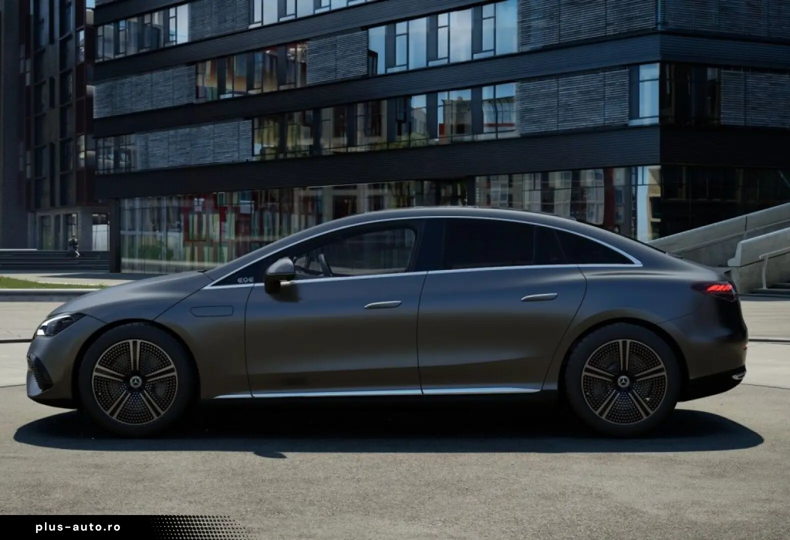 MERCEDES-BENZ EQE 300 AMG-Sport Hyper Pano Airm Sitz&hellip;