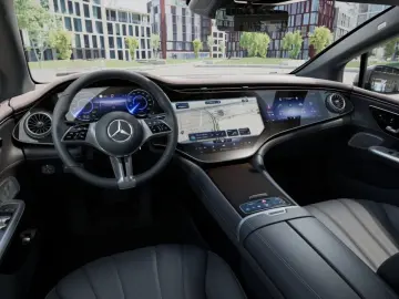 MERCEDES-BENZ EQE 300 AMG-Sport Hyper Pano Airm Sitz…