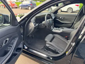 BMW 320 e Lim. Advantage Navi Live Cockpit HiFi AHK
