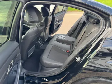 BMW 320 e Lim. Advantage Navi Live Cockpit HiFi AHK