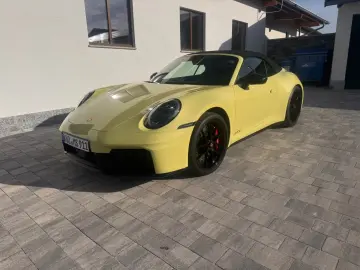 Porsche 992 911 Carrera 4 GTS Neues Modell