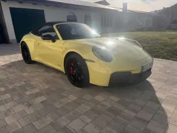 Porsche 992 911 Carrera 4 GTS Neues Modell