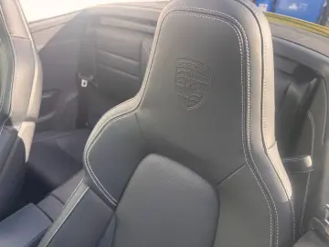 Porsche 992 911 Carrera 4 GTS Neues Modell