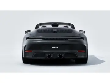 Porsche 992 Carrera 4 GTS Cabriolet Lift Bose