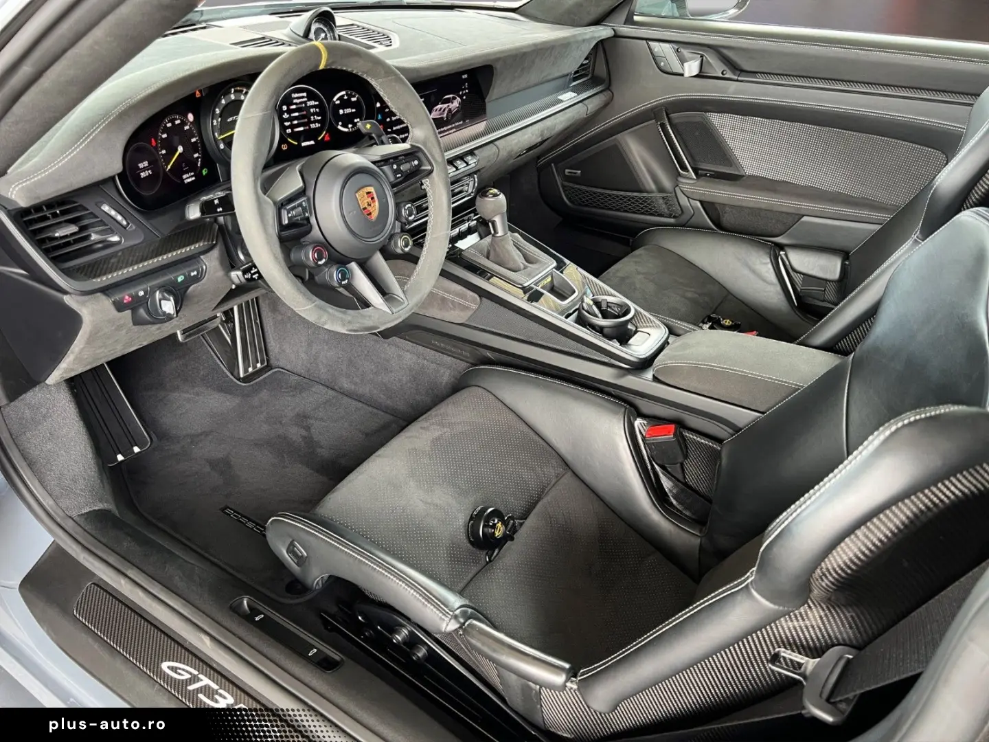 PORSCHE 992 911 GT3 RS Weissach Carbon Approved 07 2028