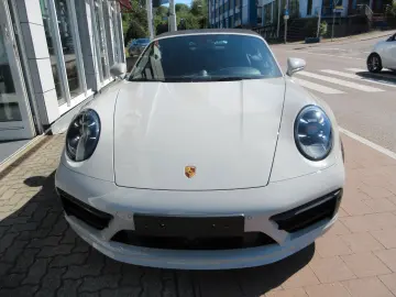 PORSCHE 992 Carrera 3.0S 4S TOPAUSSTATTUNG